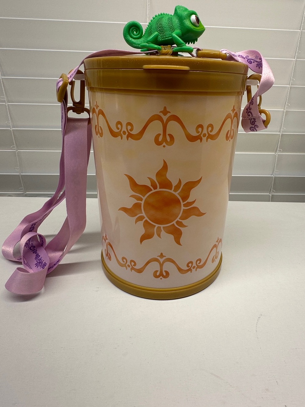 Tokyo Disney Resort Tangled Rapunzel Light-up Latern Popcorn Bucket